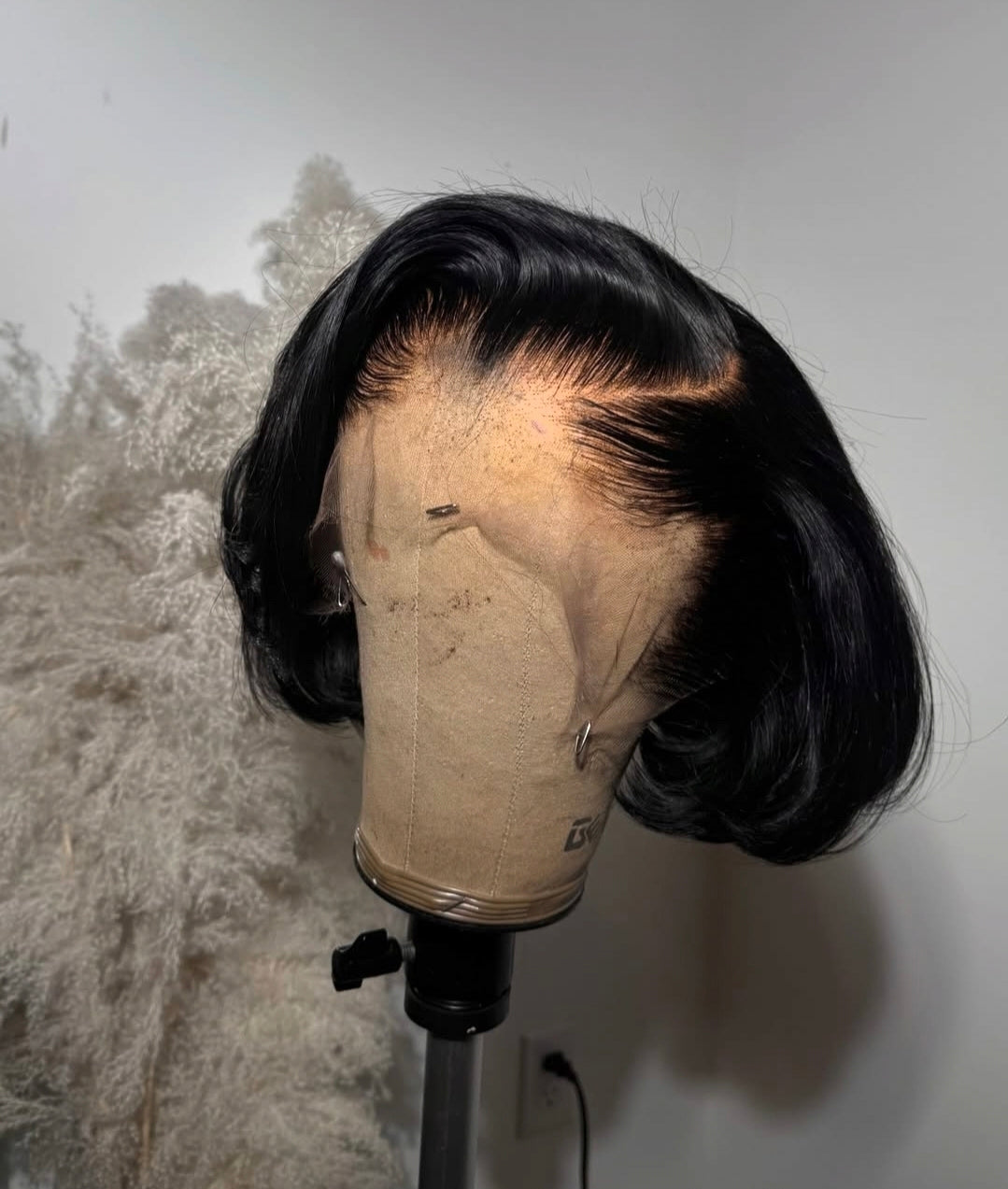 Lady wig
